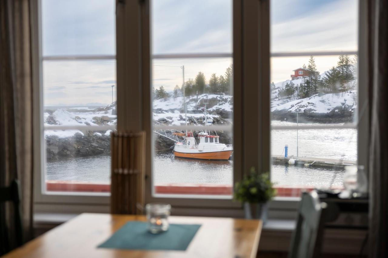 Hotel The Tide - Rorbuer à Sørvågen Extérieur photo