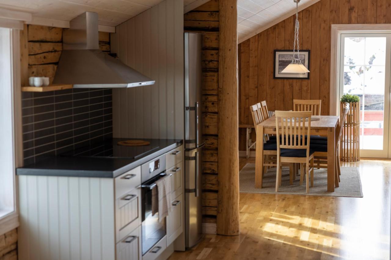Hotel The Tide - Rorbuer à Sørvågen Extérieur photo