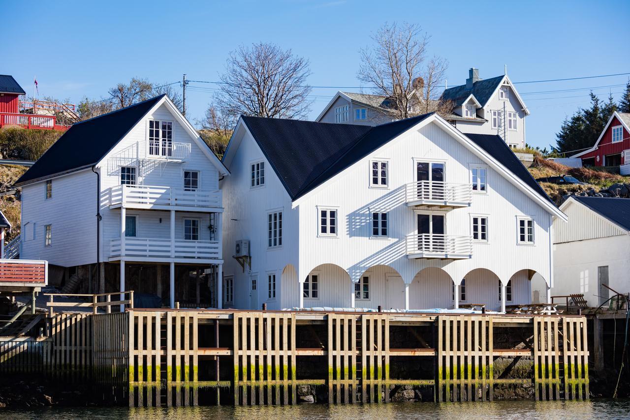 Hotel The Tide - Rorbuer à Sørvågen Extérieur photo